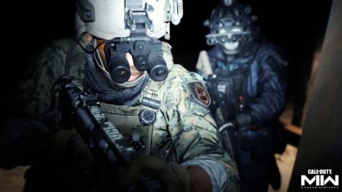 Modern Warfare 2 players wearing night-vision goggles