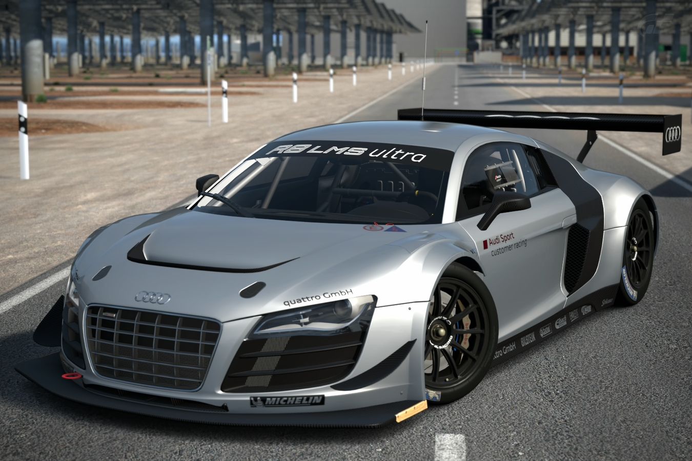 Audi R8