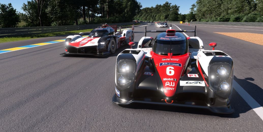 Two WEC cars battle it out at Le Mans in Gran Turismo 7
