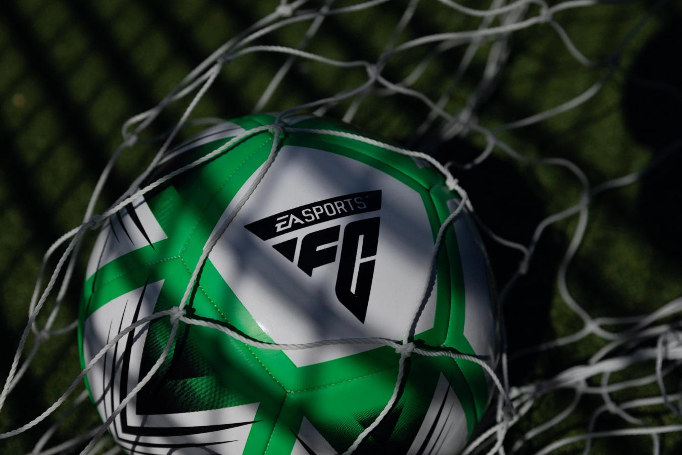 EA Sports FC logo ball net