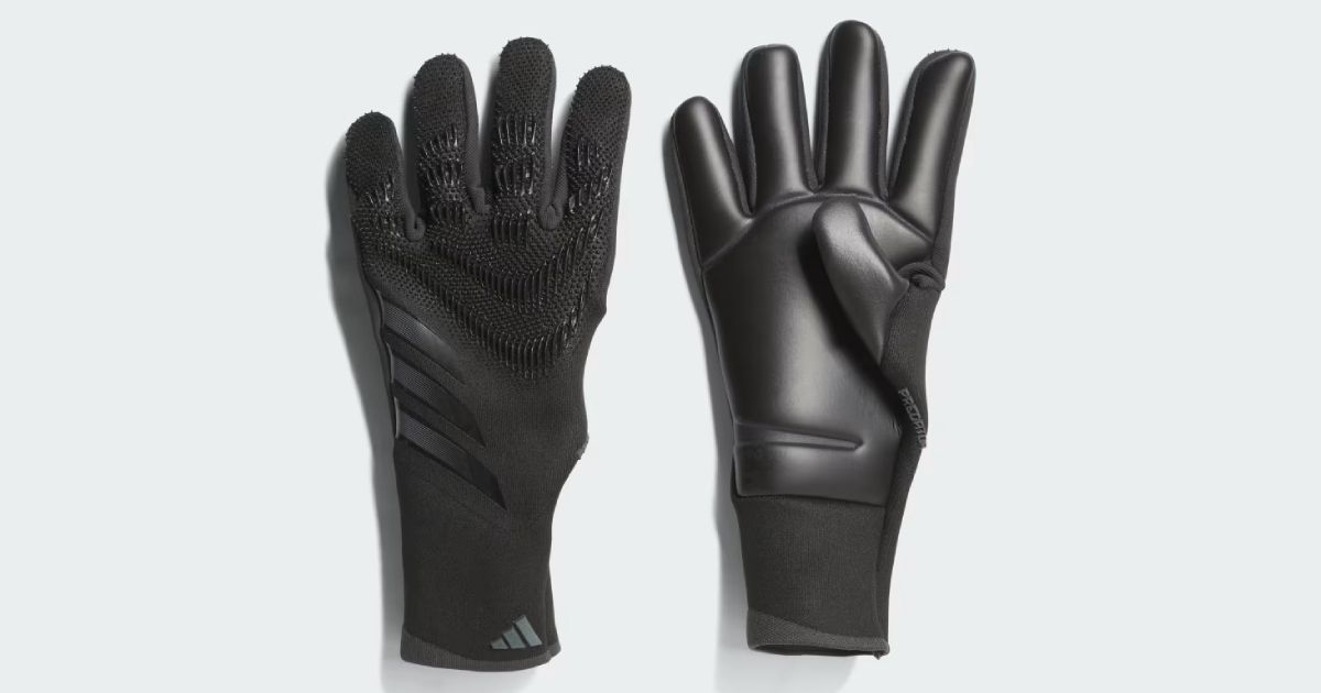 adidas Predator Pro product image of an all-black pair of goalkeeper gloves with a knit entry.