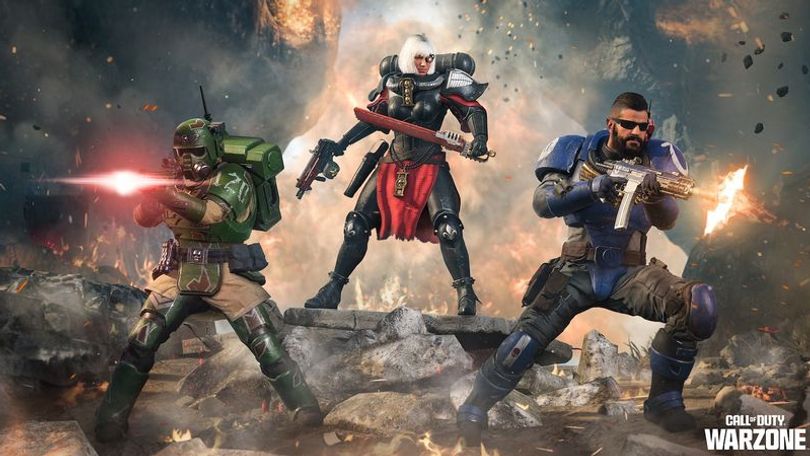 Warzone players firing guns while wearing Warhammer 40K skins