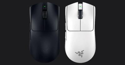 Two Razer Viper V3 Pro gaming mice, one in black, the other in white.