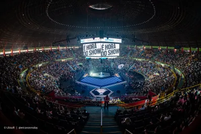 Six Invitational 2024 crowd