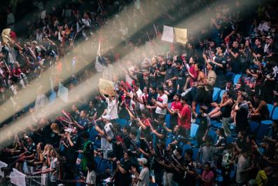 RE:L0:AD Crowd