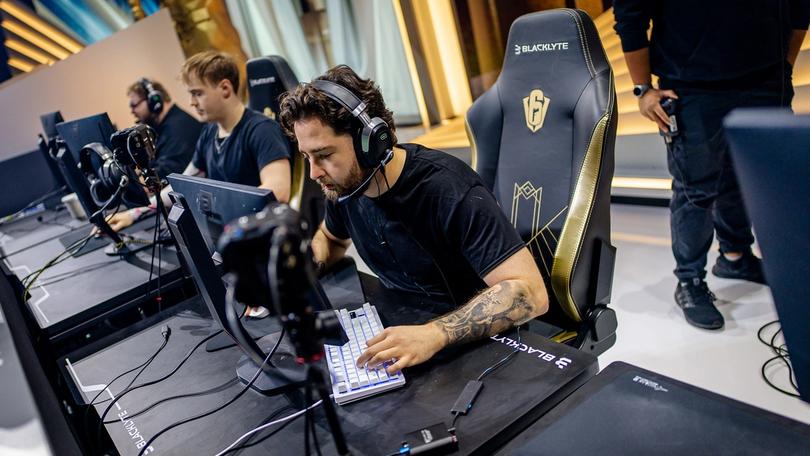 Hotancold at the Six Invitational 2025