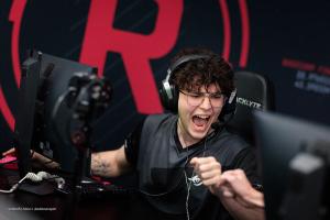 NoaUrz RE:L0:AD Team Secret