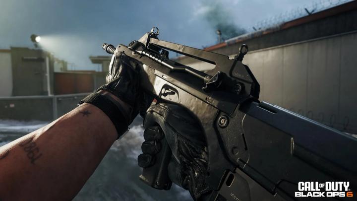 Black Ops 6 Season 4 FFAR 1 inspecting